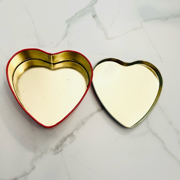 Coca Cola Bears Set of Tins - Picture 5 of 6